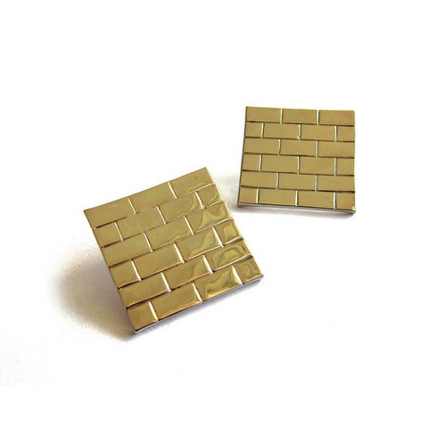 Alynne Lavigne Brick Wall Earrings (Gold)
